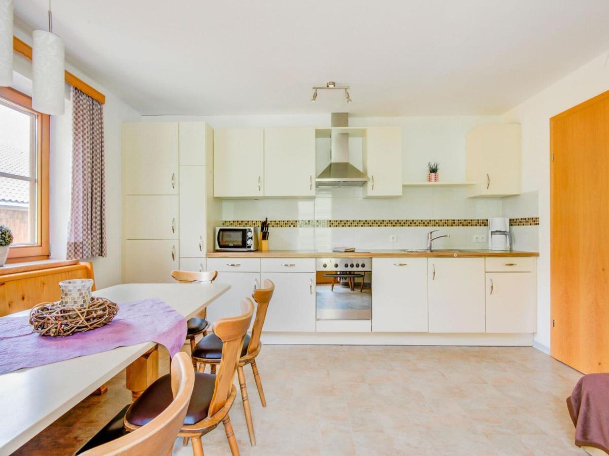 Attractive Apartment In Hainzenberg With Ski Room מראה חיצוני תמונה