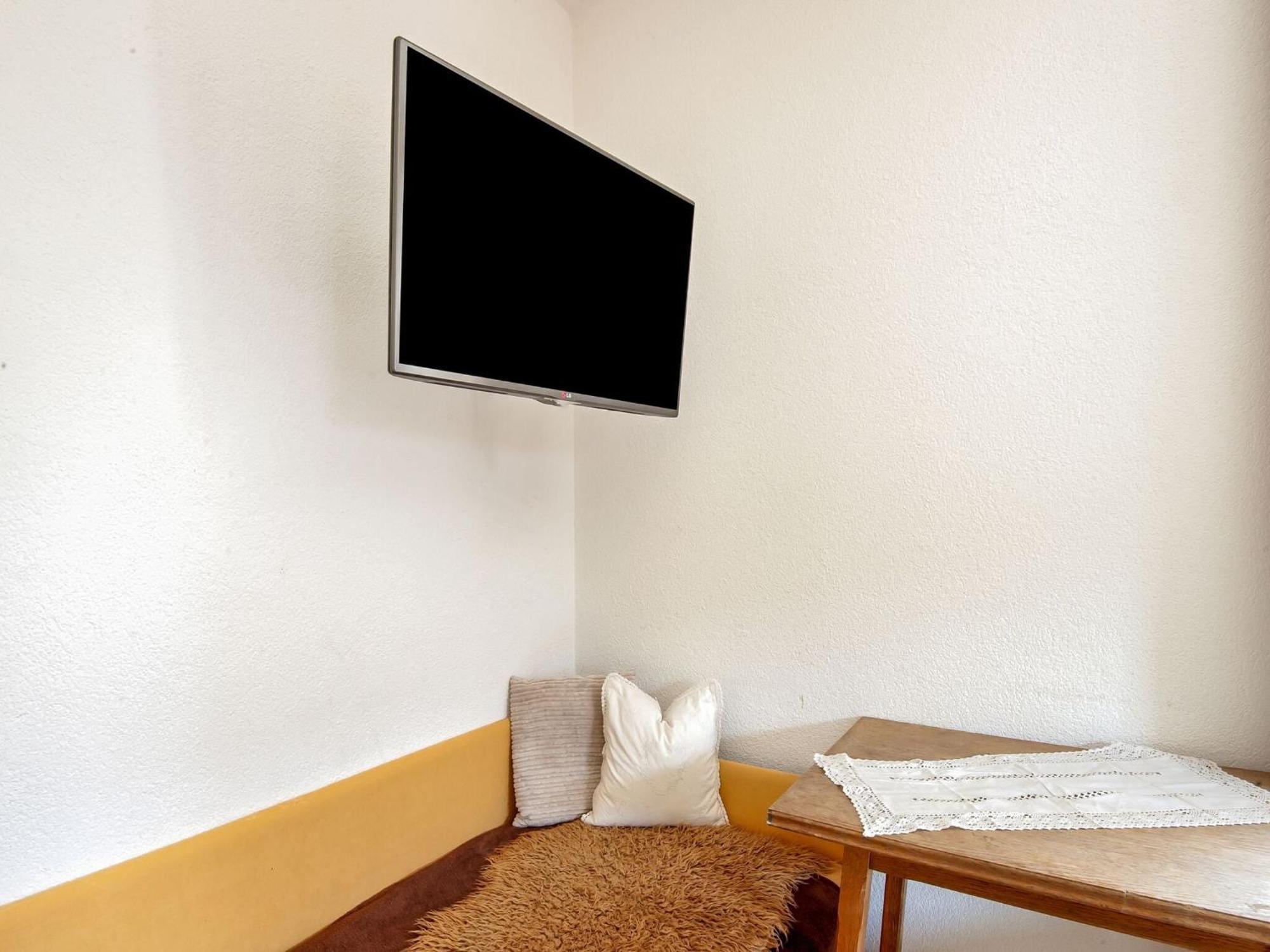 Attractive Apartment In Hainzenberg With Ski Room מראה חיצוני תמונה
